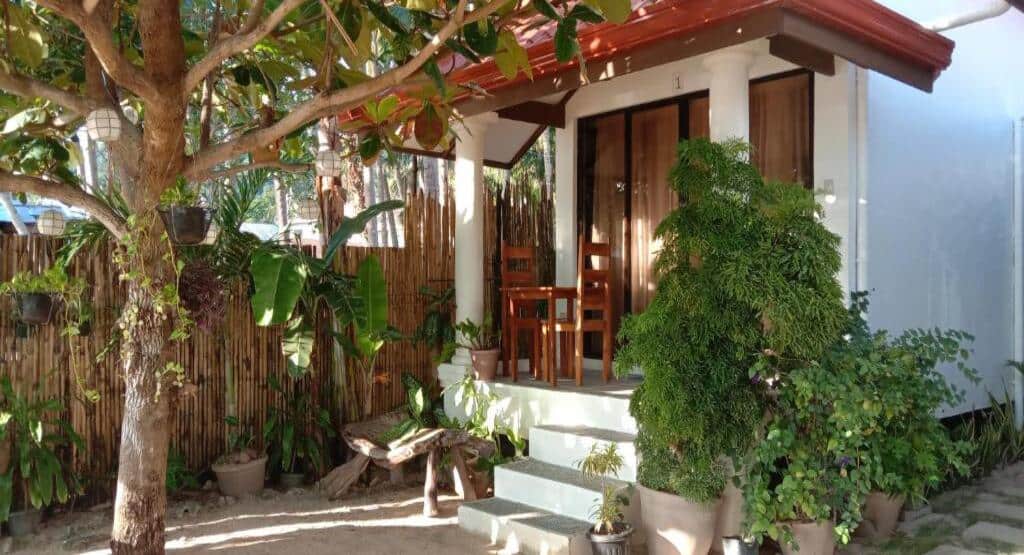 BeachFront Bungalow with Loft - Corong Beach Resort