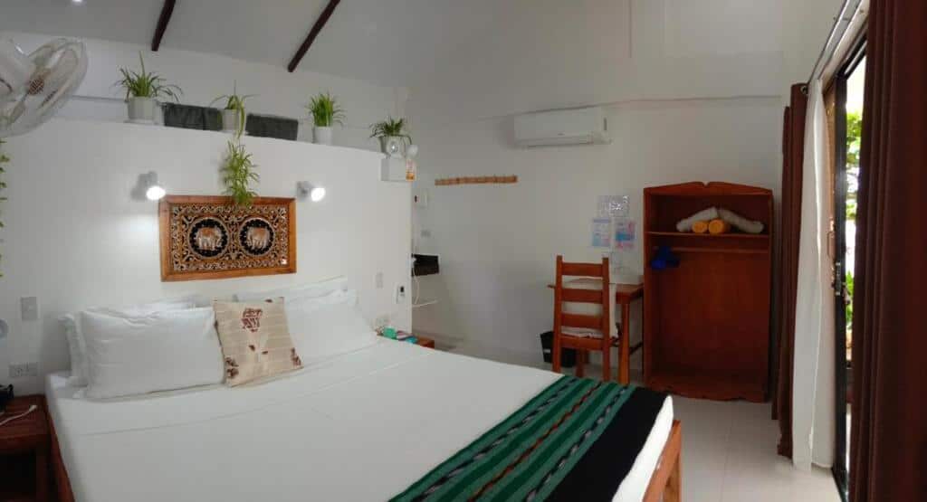 Standard Double Room - Corong Beach Resort